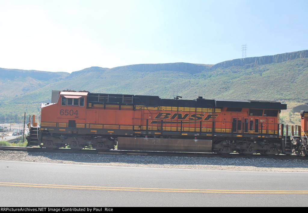 BNSF 6504